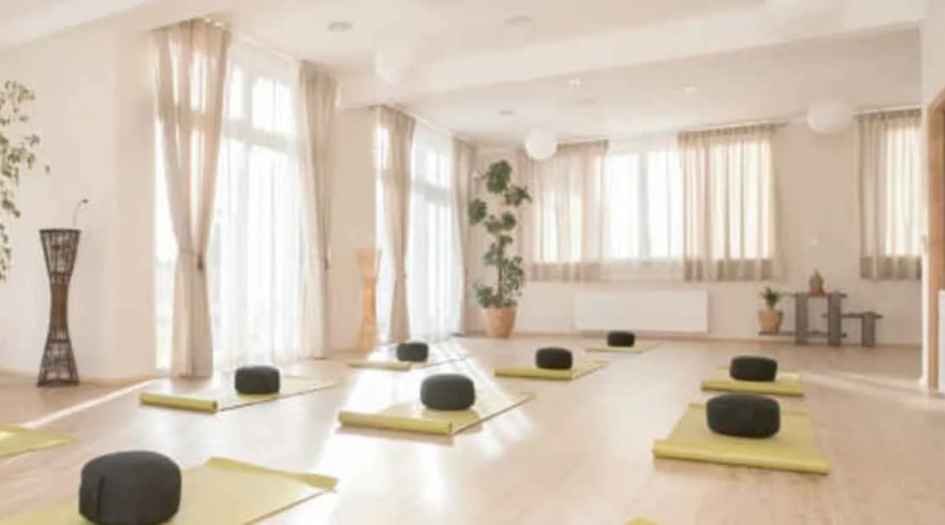 Gundecha-Rexon-Amenities-Yoga-Meditation-Area